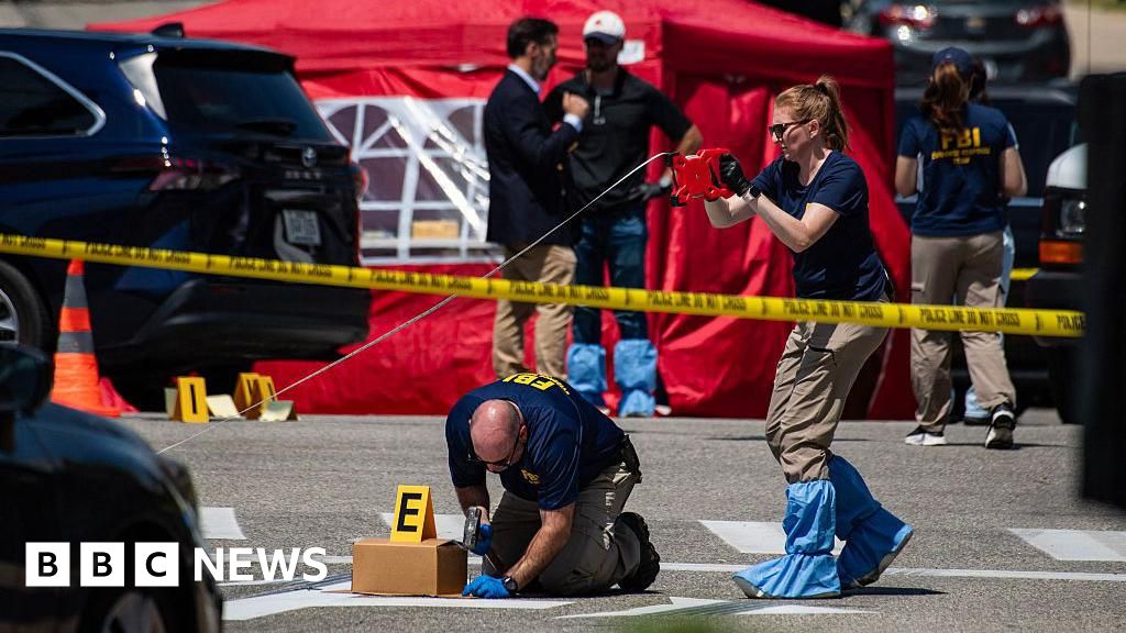 ICE told to halt most vehicle stops after pair of fatal shootings in Maine and Texas ICE told to halt most vehicle stops after pair of fatal shootings in Maine and Texas