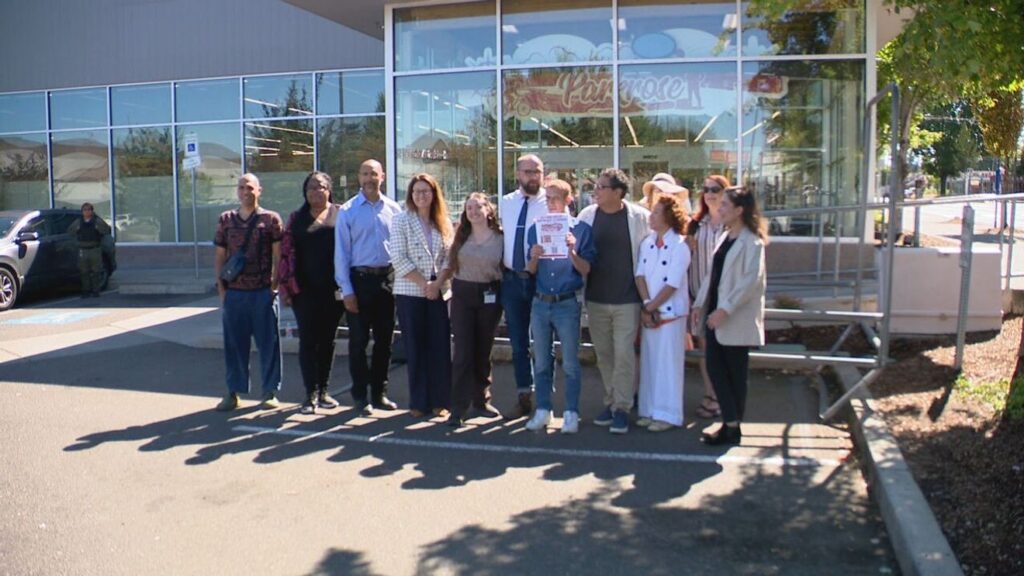 Shuttered Parkrose Grocery outlet owner fund raising for new store in food desert