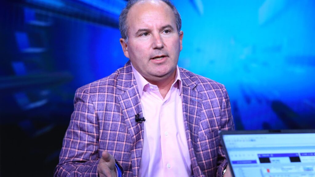 Star analyst Dan Ives forms Yorkville Ives merchant bank after leaving Wedbush Star analyst Dan Ives forms Yorkville Ives merchant bank after leaving Wedbush