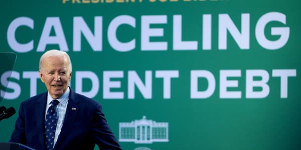 How high hopes for Biden’s student-loan forgiveness plans cost borrowers