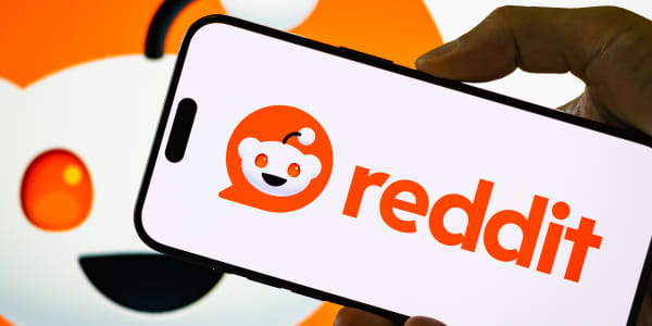 Reddit stock sinks on report it may not renew Google AI content deal