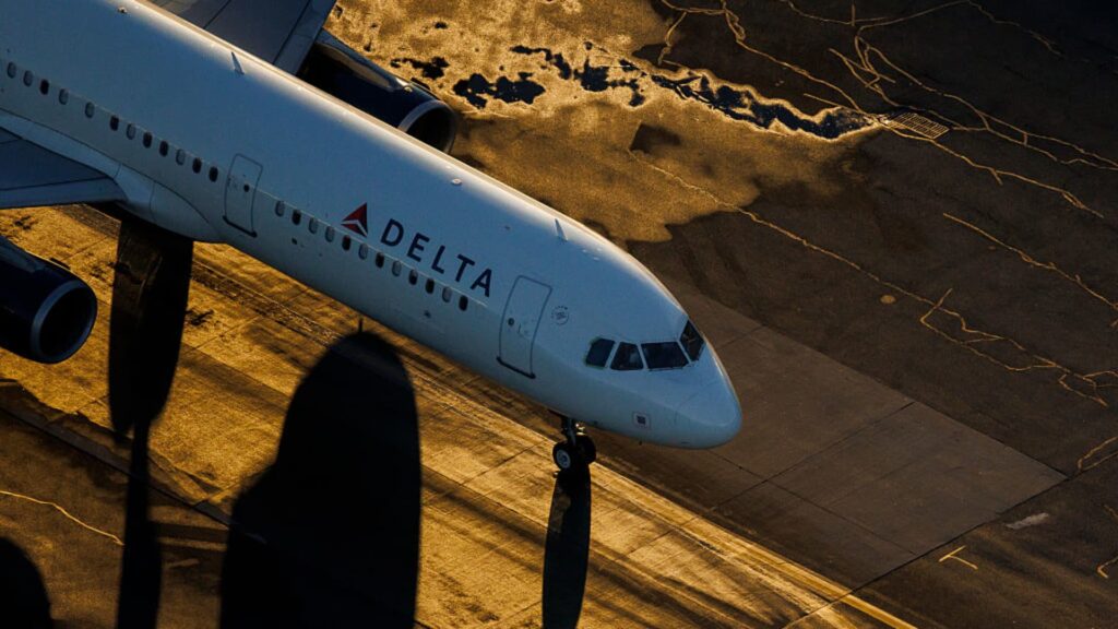 Delta launches ‘basic business’ fares without lounge access, seat selection Delta launches 'basic business' fares without lounge access, seat selection
