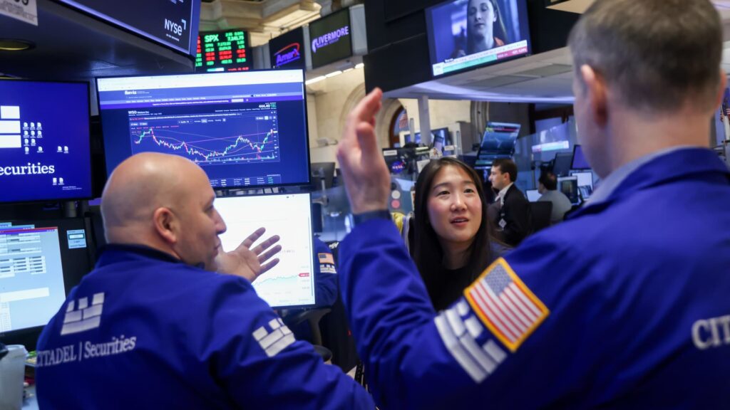 Stock futures are higher as Wall Street awaits latest earnings report: Live updates Stock futures are higher as Wall Street awaits latest earnings report: Live updates