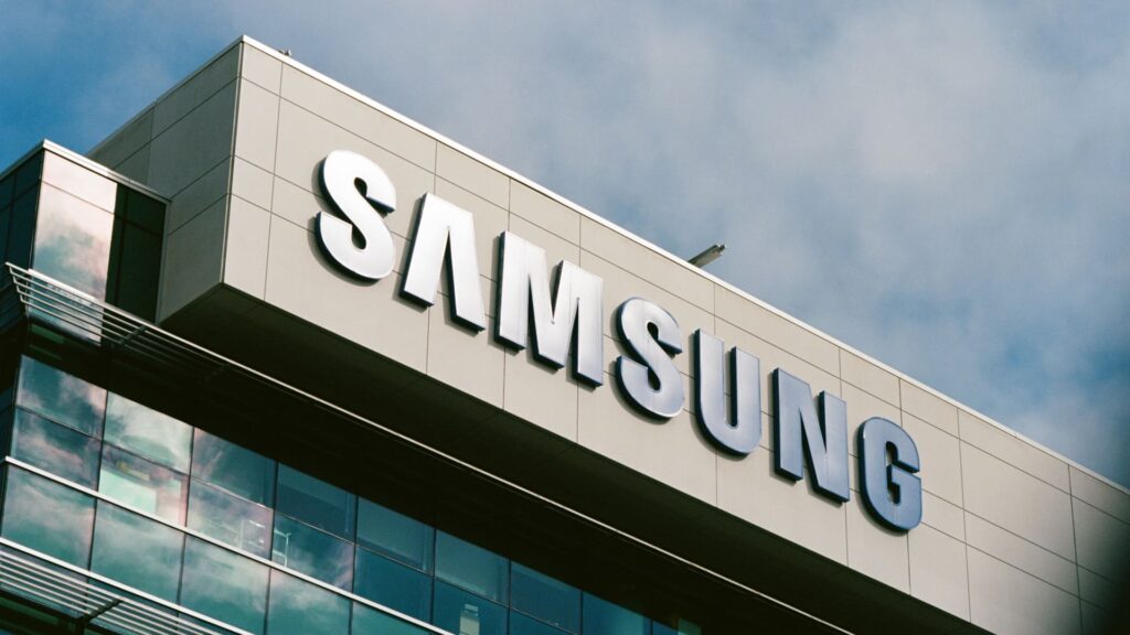 Chip stocks sell off after Samsung earnings fall short of high AI bar