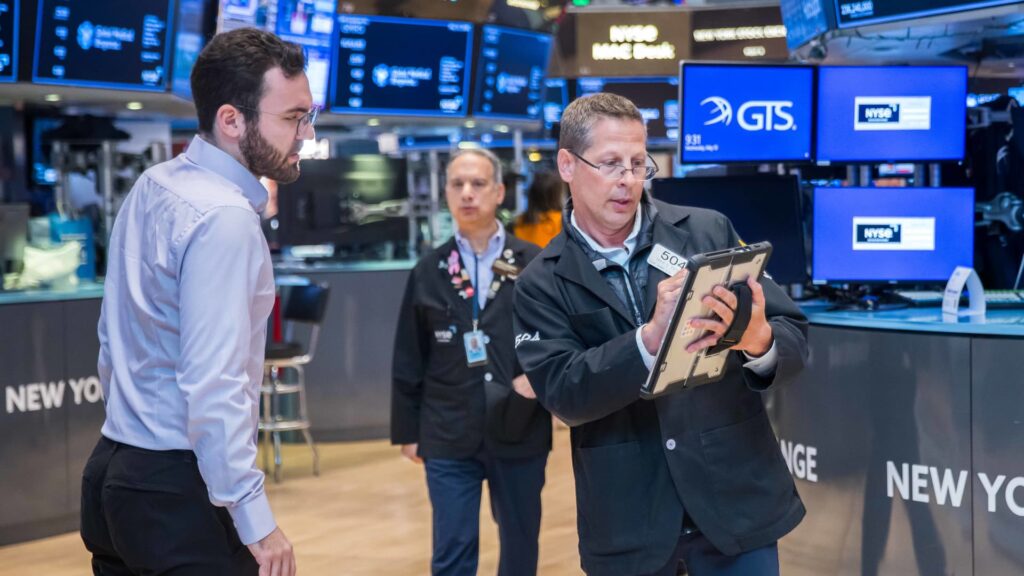 S&P 500 futures are little changed as traders look to recover from oil-driven sell S&P 500 futures are little changed as traders look to recover from oil-driven sell
