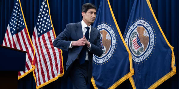 The Fed meeting, Ford earnings, Trump's investment portfolio and more in Morning Squawk