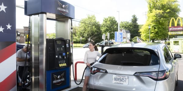 Inflation cools, Morgan Stanley earnings, IBM's bad day and more in Morning Squawk