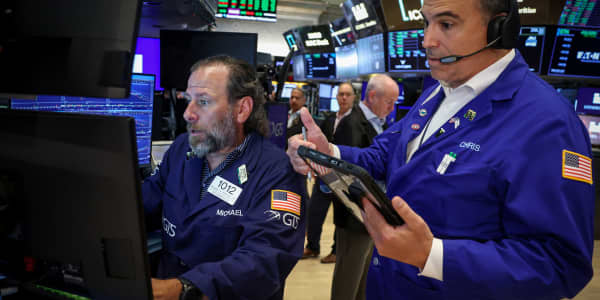 S&P 500 closes lower, Nasdaq falls more than 1% as chip stocks suffer: Live updates