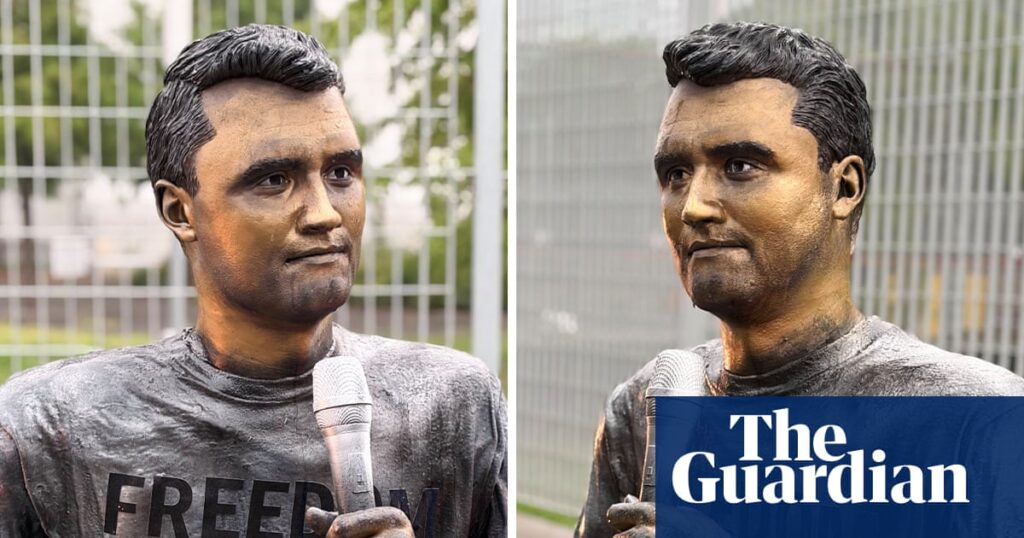 New York sculptor spent $100,000 to make a Charlie Kirk statue no one wants to buy New York sculptor spent $100,000 to make a Charlie Kirk statue no one wants to buy