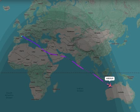 Flightradar24 showing the route of a non-stop test flight from Toulouse to Melbourne of a new Qantas Airbus A350–1000ULR.