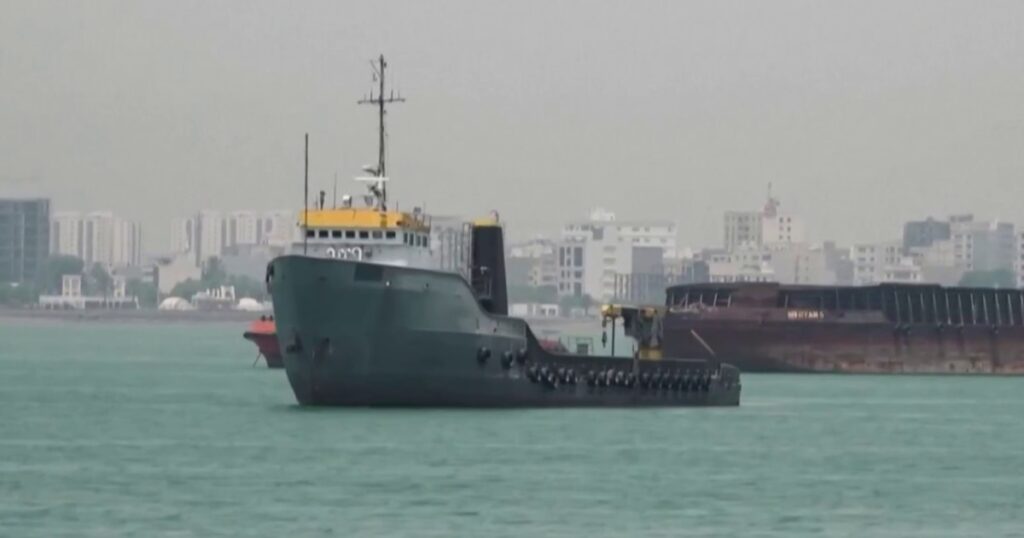 U.S. and Iran trade strikes and conflicting claims about the Strait of Hormuz U.S. and Iran trade strikes and conflicting claims about the Strait of Hormuz