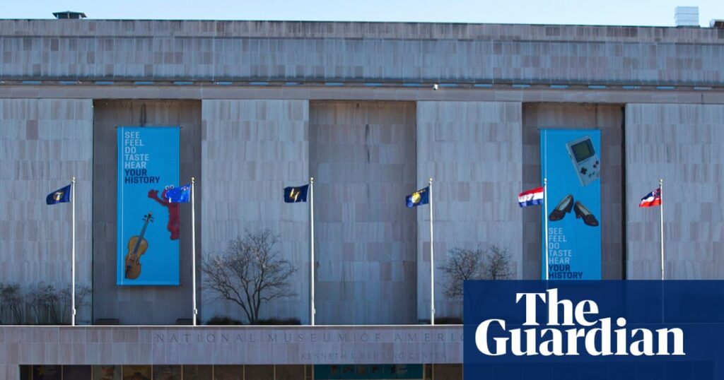 Trump escalates Smithsonian attack with order for signs outside history museum