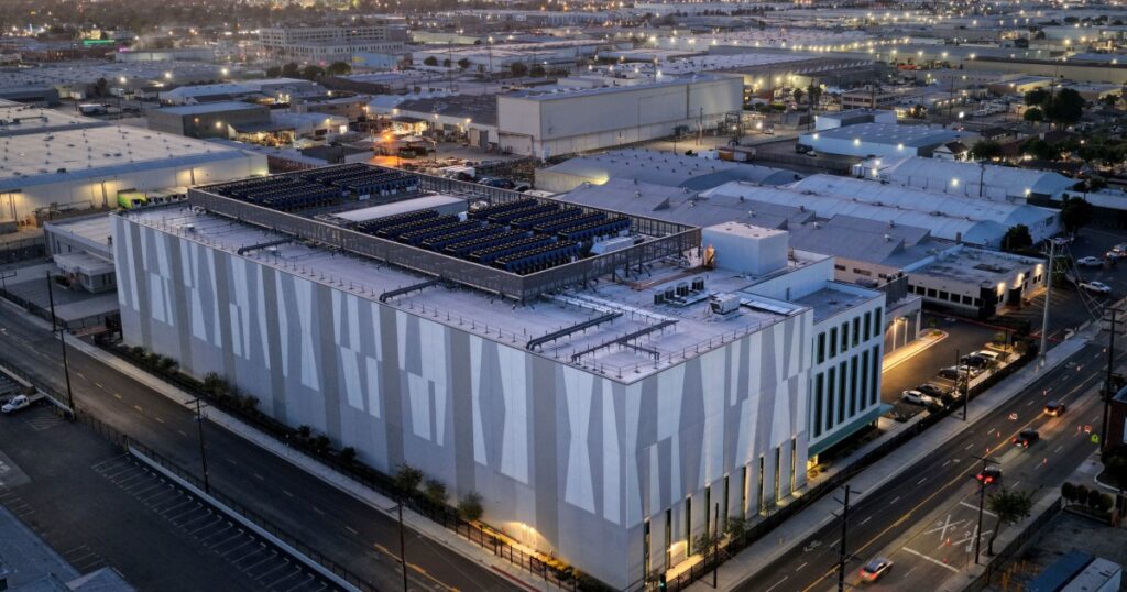 New York to impose the country’s first statewide moratorium on data centers New York to impose the country’s first statewide moratorium on data centers