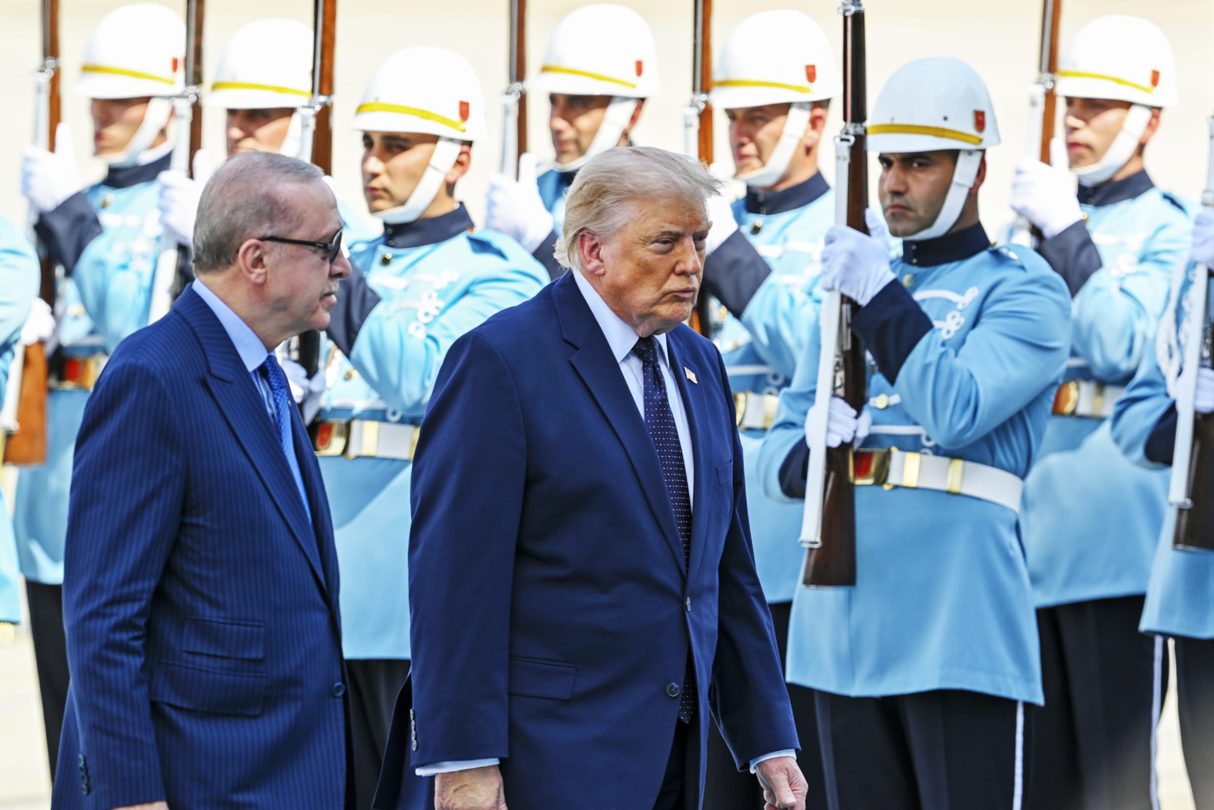 Turkish President Recep Tayyip Erdogan welcomes US President Donald Trump in Ankara