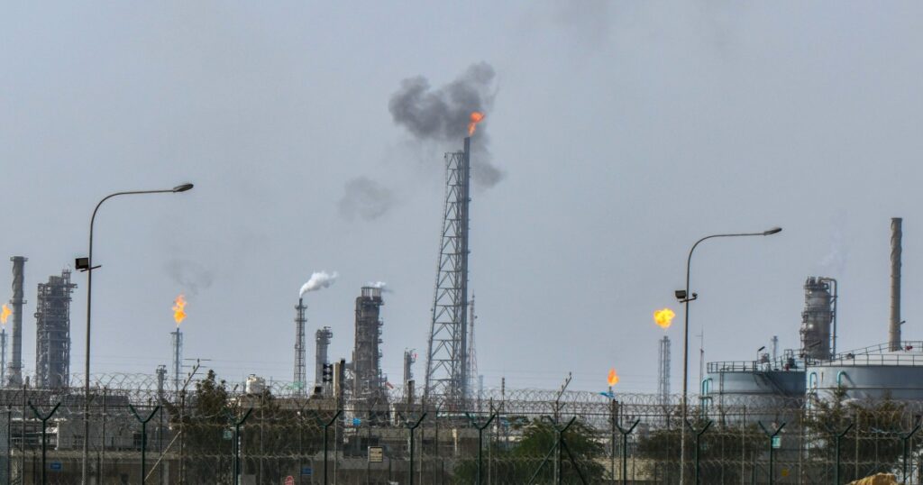 Iran and Kuwait report attacks on water and power infrastructure as strikes escalate Iran and Kuwait report attacks on water and power infrastructure as strikes escalate