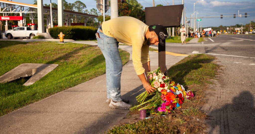 Mexican man killed after ICE encounter in Florida was on vacation, officials say Mexican man killed after ICE encounter in Florida was on vacation, officials say