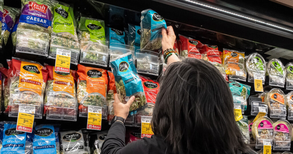How the cyclospora lettuce outbreak sparked a massive consumer trust crisis How the cyclospora lettuce outbreak sparked a massive consumer trust crisis