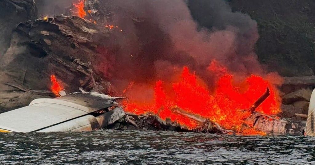 Seaplane crashes in Washington state, all 11 people on board accounted for Seaplane crashes in Washington state, all 11 people on board accounted for