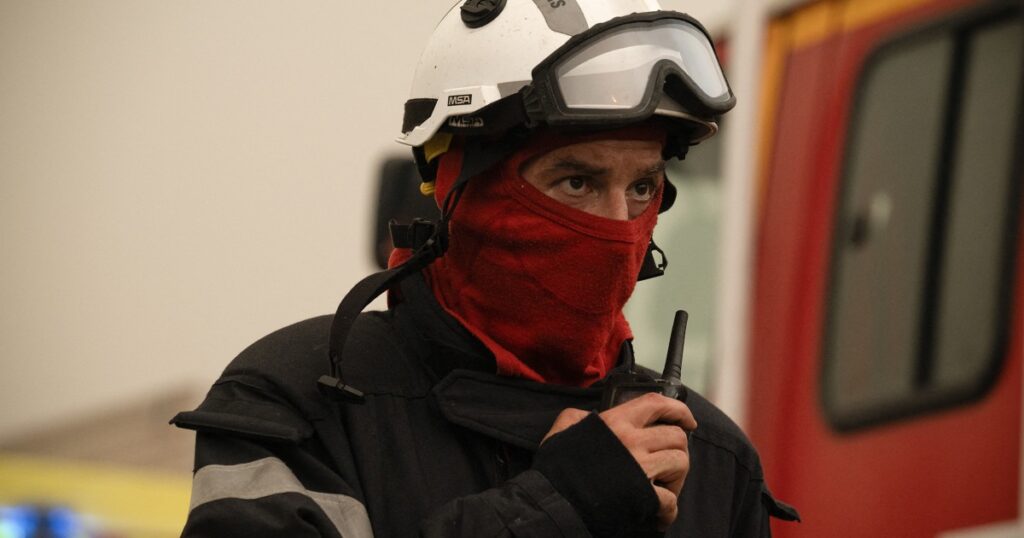 Wildfires in France and Spain force more than 250,000 people to flee homes Wildfires in France and Spain force more than 250,000 people to flee homes