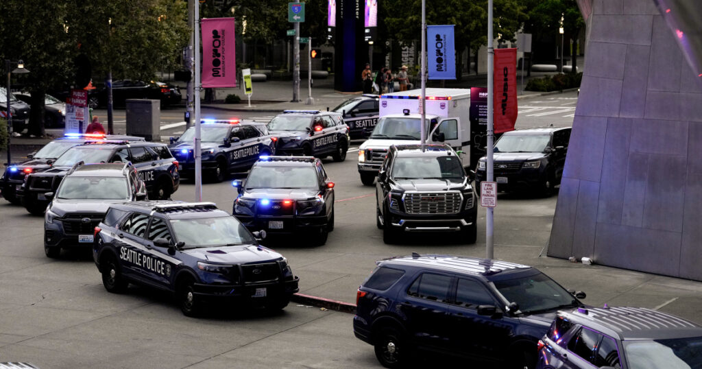 Shootout at Seattle food festival kills 3; police arrest gunman and search for another