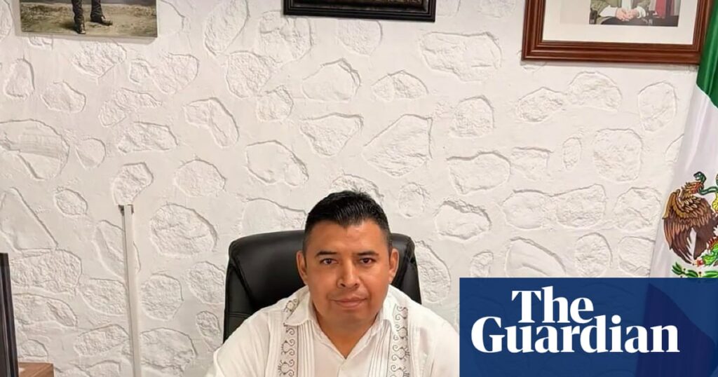 Mayor shot dead in Mexico months after surviving assassination attempt Mayor shot dead in Mexico months after surviving assassination attempt