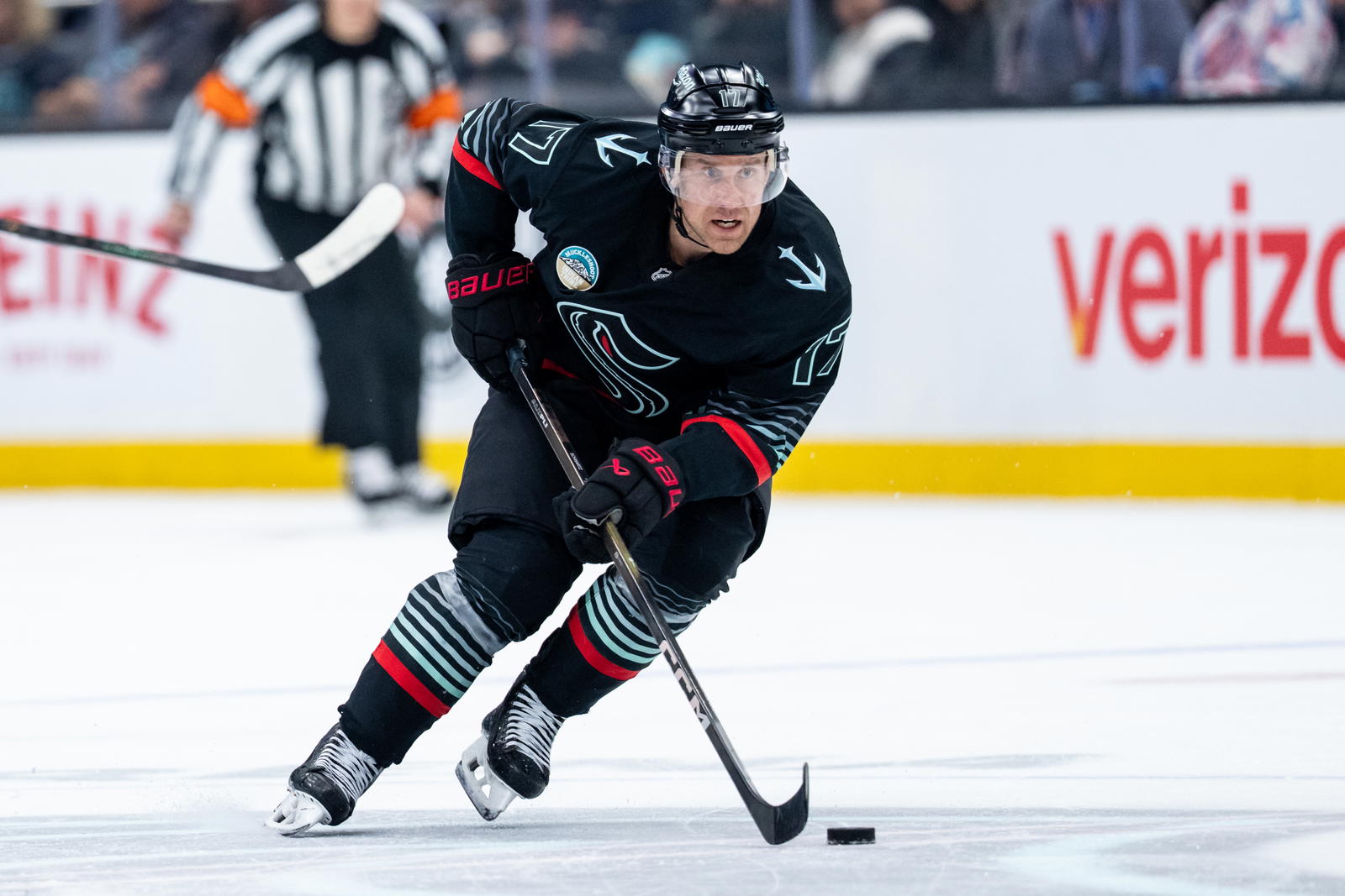 The Colorado Avalanche's first 2026 free agency signing is forward Jaden Schwartz