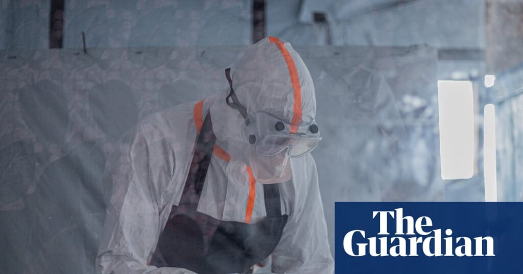 Health worker monitored for Ebola in London hospital after working in DRC Health worker monitored for Ebola in London hospital after working in DRC
