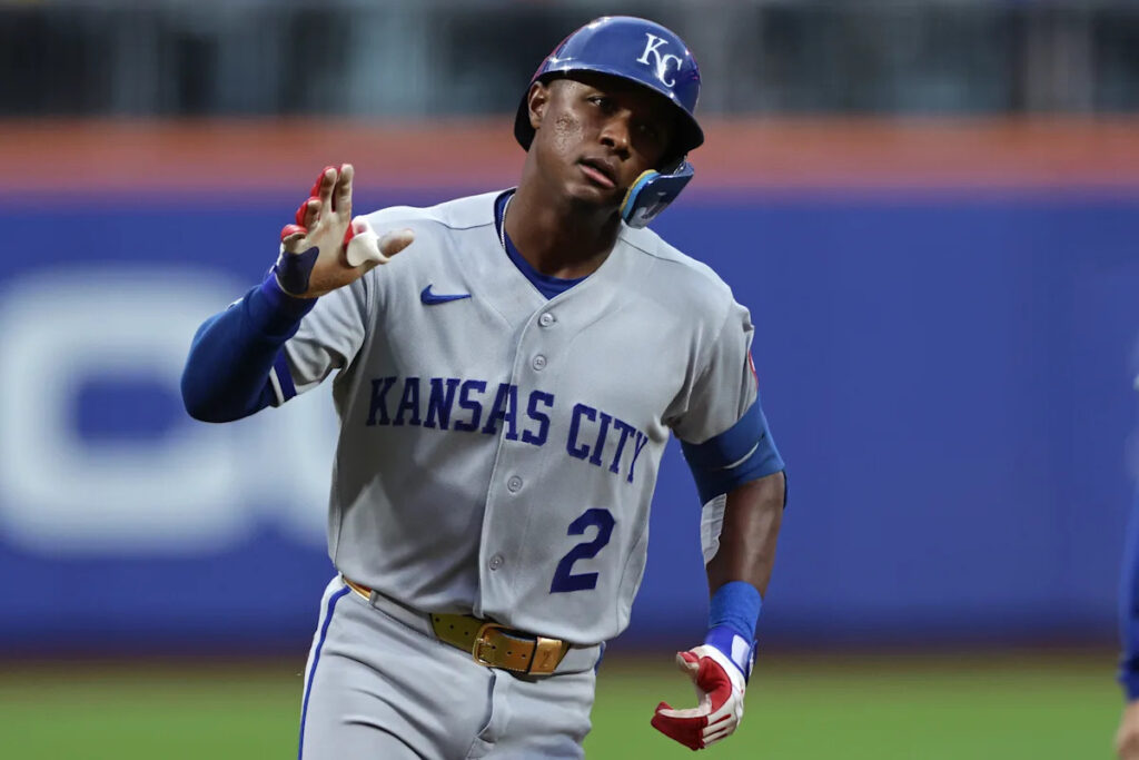 Royals rally back to beat Mets after giving up ‘Little League home run’ as Tyler Tolbert matches record with 12th straight hit