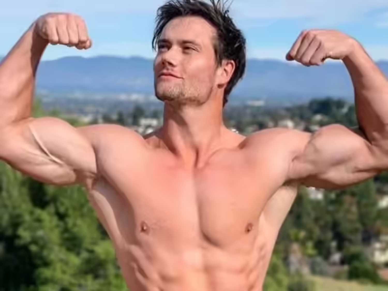 Connor Murphy, a native of Austin, Texas, was known for his fitness videos and over-the-top stunts. (Photo: Instagram)