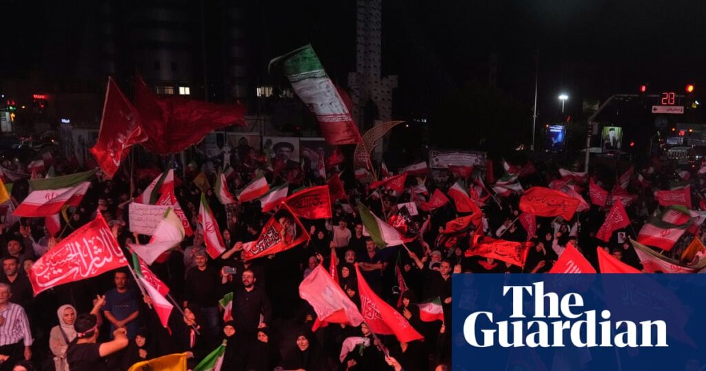 US and Iran exchange strikes as Tehran again says strait of Hormuz is closed US and Iran exchange strikes as Tehran again says strait of Hormuz is closed