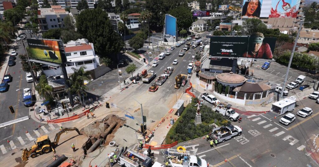 When will Sunset Boulevard reopen? Here’s what we know about filling the massive hole When will Sunset Boulevard reopen? Here's what we know about filling the massive hole