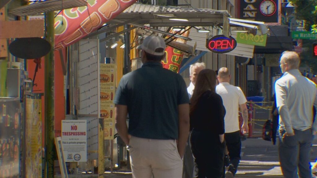 Downtown Portland food cart pods could close in September under city requirements Downtown Portland food cart pods could close in September under city requirements