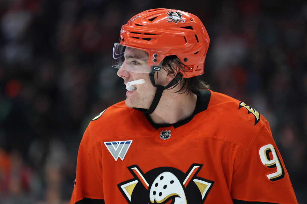 Why Flyers Leo Carlsson Offer Sheet Will Be Successful Why Flyers Leo Carlsson Offer Sheet Will Be Successful