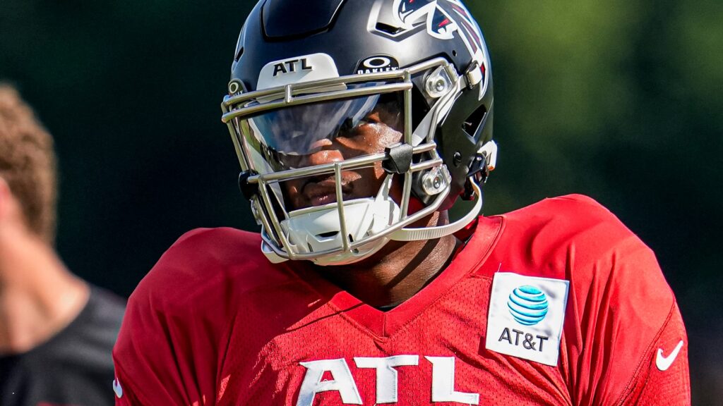 Falcons Recap: Training camp highlights, QB news, roster moves Falcons Recap: Training camp highlights, QB news, roster moves