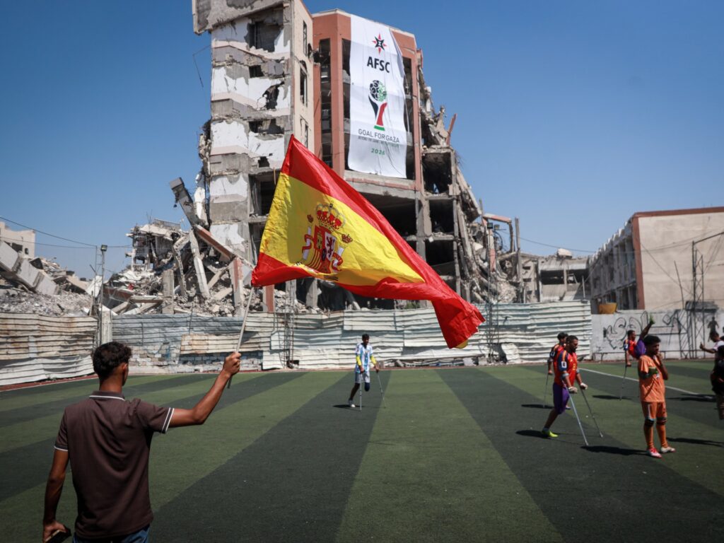 Gaza cheers for Spain as World Cup final anticipation mounts Gaza cheers for Spain as World Cup final anticipation mounts
