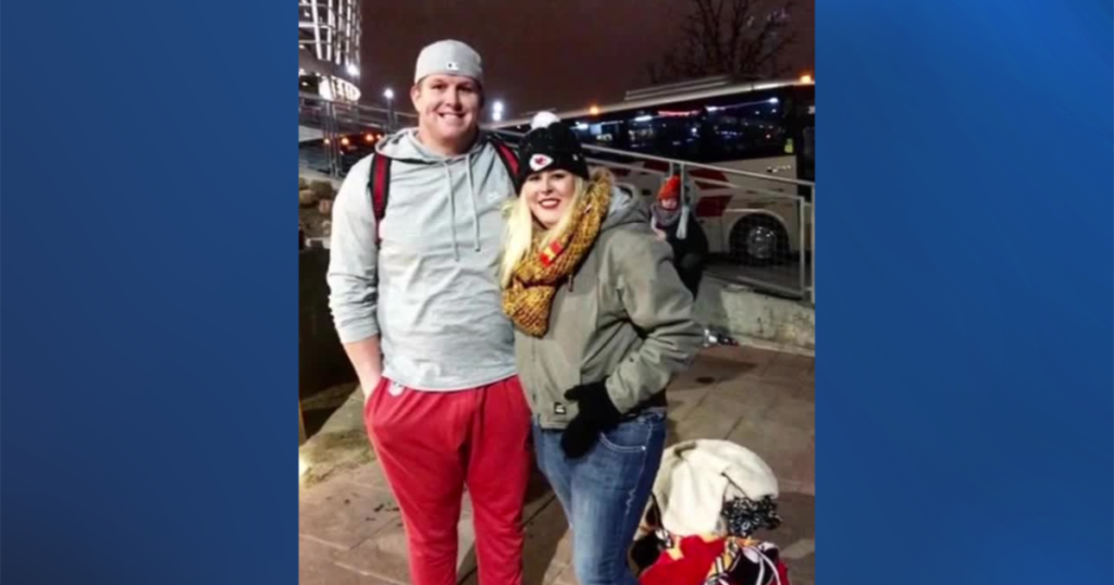 Parents share importance of mental health care after Utahn, NFL player Jordan Devey dies Parents share importance of mental health care after Utahn, NFL player Jordan Devey dies