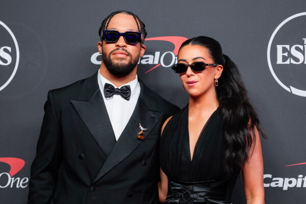 Jalen Brunson and Ali Brunson arrive at the ESPY Awards at Lincoln Center on Wednesday, July 15, 2026, in New York. (AP Photo/Yuki Iwamura)
