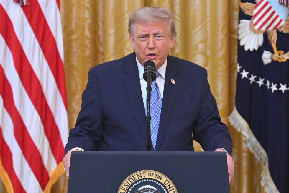 Trump uses primetime address to the nation to once again raise doubts about past elections Trump uses primetime address to the nation to once again raise doubts about past elections