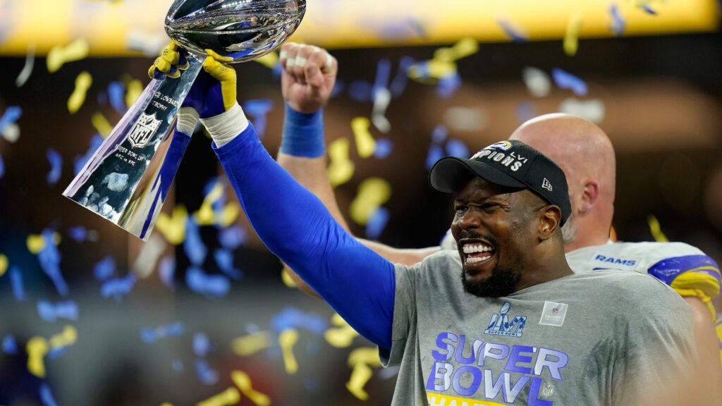Cowboys Headlines: Contract extensions coming? Miller headed to Big D? Cowboys Headlines: Contract extensions coming? Miller headed to Big D?