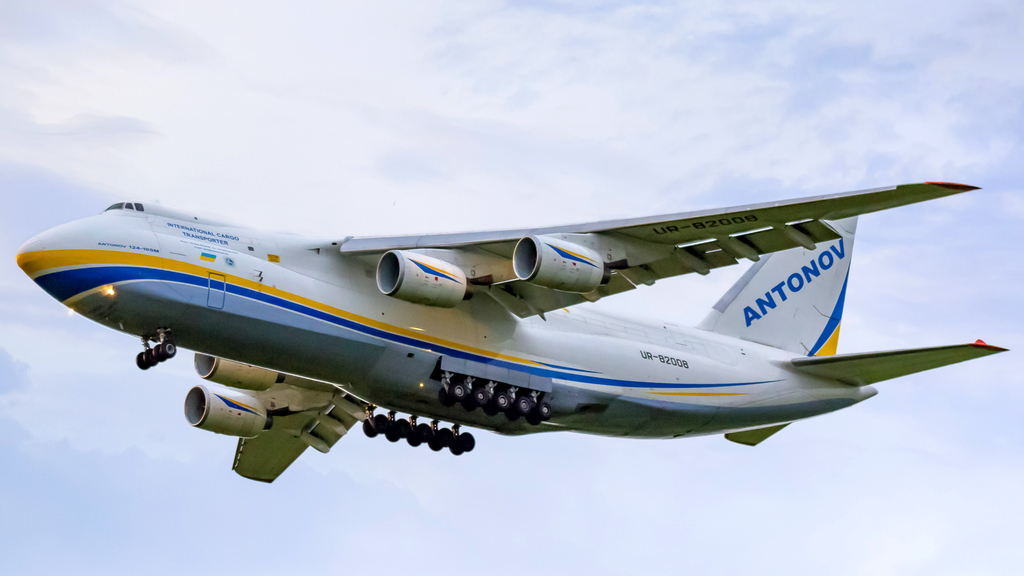 Antonov An-124