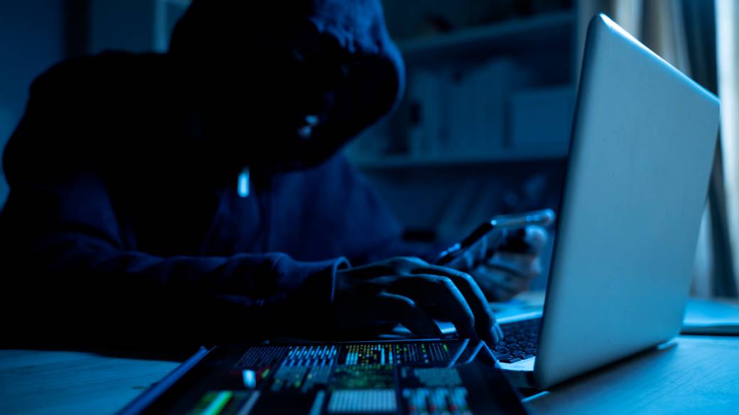 Click to play video: 'Russia, Iran ‘very likely’ act as cybercrime safe havens boosting foreign attacks on Canada: officials'