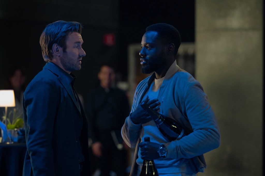 ‘Dark Matter’ Season 2 Trailer Debuts In Hall H At Comic 'Dark Matter' Season 2 Trailer Debuts In Hall H At Comic