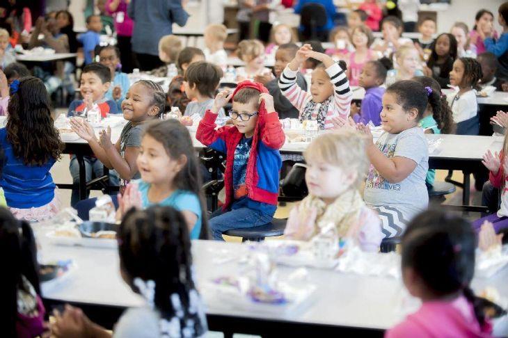 Federal changes chopping funds that feed area kids Federal changes chopping funds that feed area kids