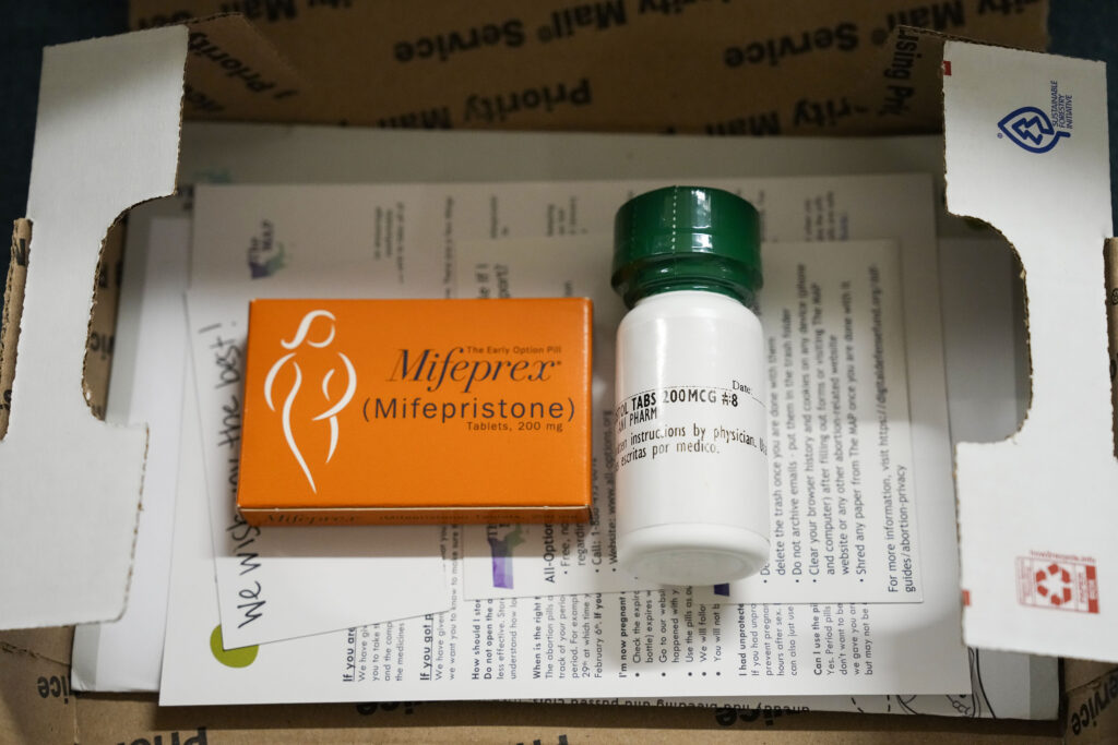 Lawmakers Look To Make Abortion Shield Laws Less Dependent on Who’s Governor Lawmakers Look To Make Abortion Shield Laws Less Dependent on Who’s Governor