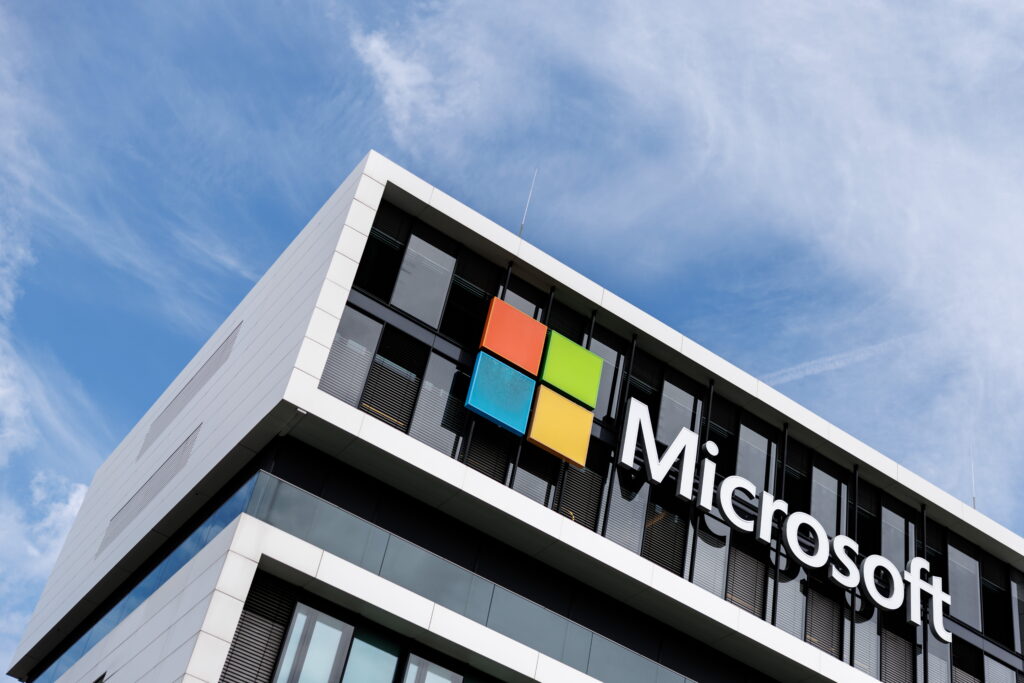 Microsoft debuts AI cybersecurity offerings as competition heats up