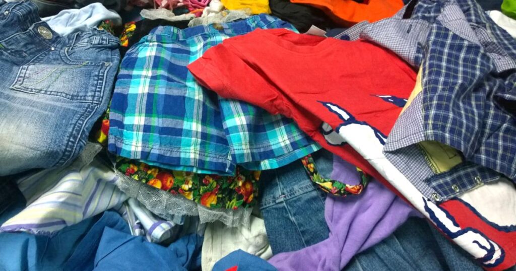 Ban on destruction of unsold clothes and shoes enters into application Ban on destruction of unsold clothes and shoes enters into application