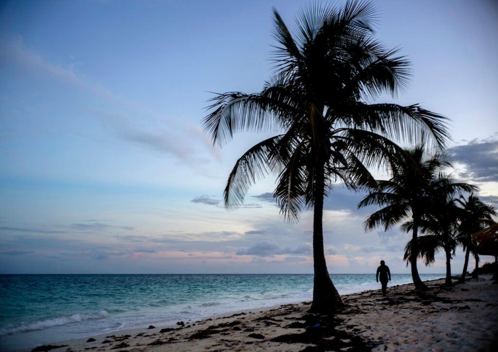 5 travel warnings you need to know before you visit these vacation hot spots 5 travel warnings you need to know before you visit these vacation hot spots