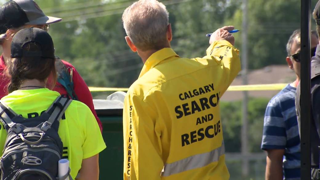 Click to play video: 'Calgary police blast songs from The Lion King, Frozen to help find missing boy'