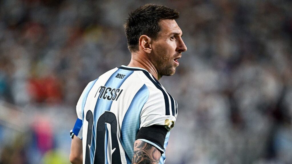 English referee will miss out on massive World Cup final bonus due to controversial ban English referee will miss out on massive World Cup final bonus due to controversial ban