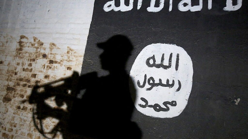 ISIS poised to exploit historic US Iraq exit, terror group ‘actively waiting in the gaps,’ expert warns ISIS poised to exploit historic US Iraq exit, terror group 'actively waiting in the gaps,' expert warns